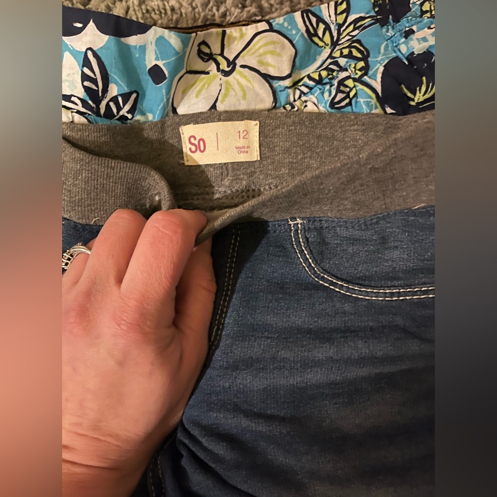 Girls clothes bundle - Picture 6 of 12